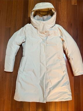 Lululemon Athletica Snow Warrior Parka